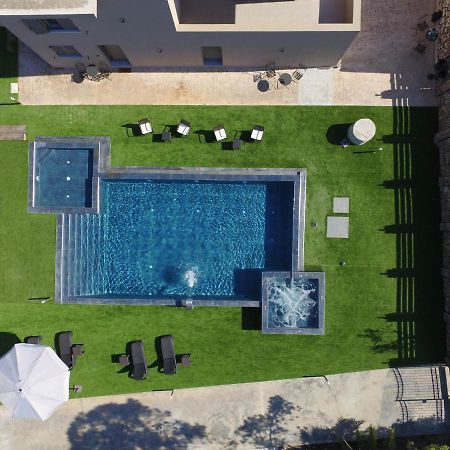 Orion Eco Suites 칼터로스 외부 사진
