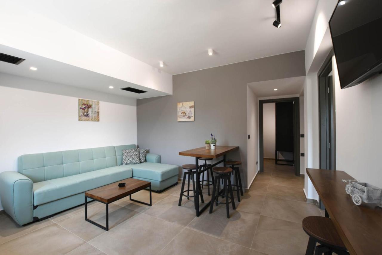 Orion Eco Suites 칼터로스 외부 사진