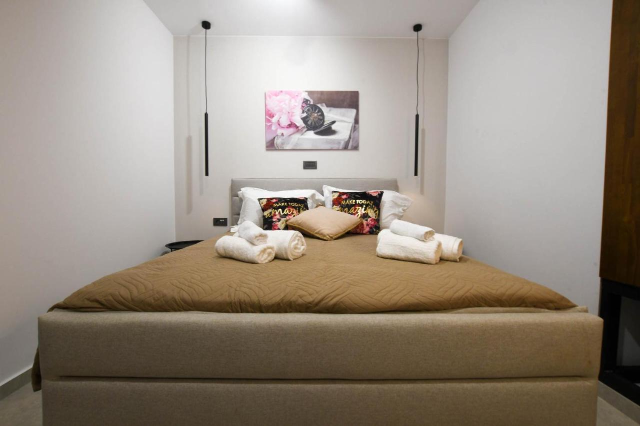 Orion Eco Suites 칼터로스 외부 사진